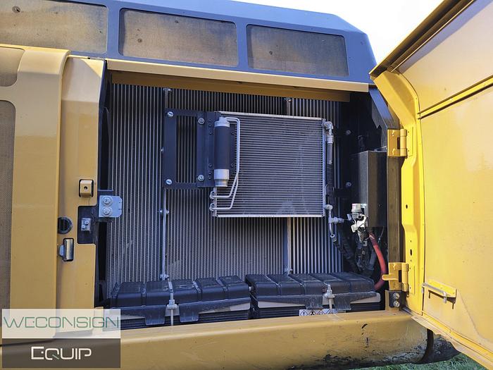 Used 2022 John Deere 350G LC Excavator