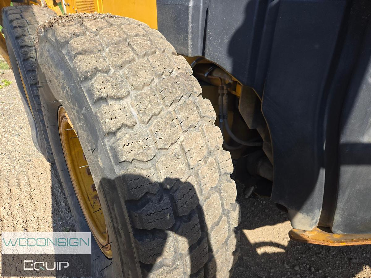 Used 2014 CAT 140M Grader