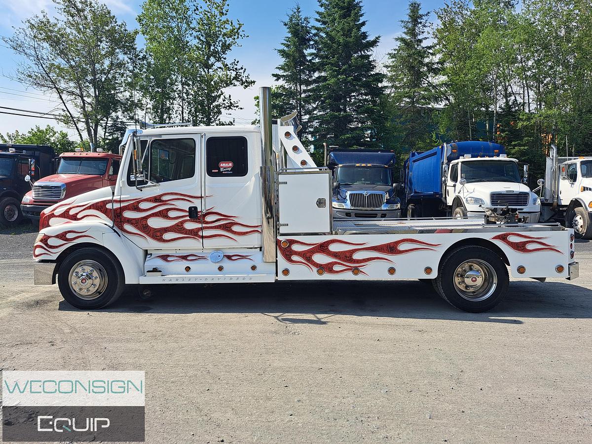 Used 1997 Freightliner Versatile Toy Hauler
