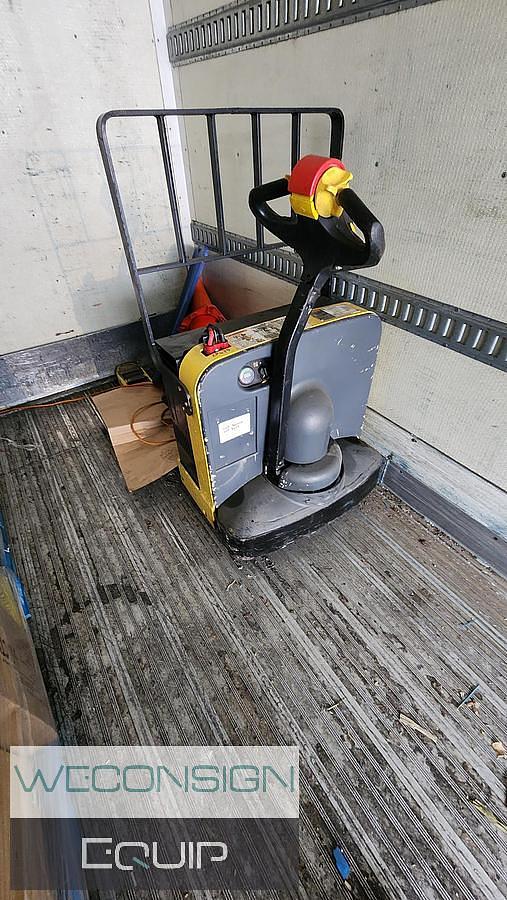 Used 2013 Kenworth T370