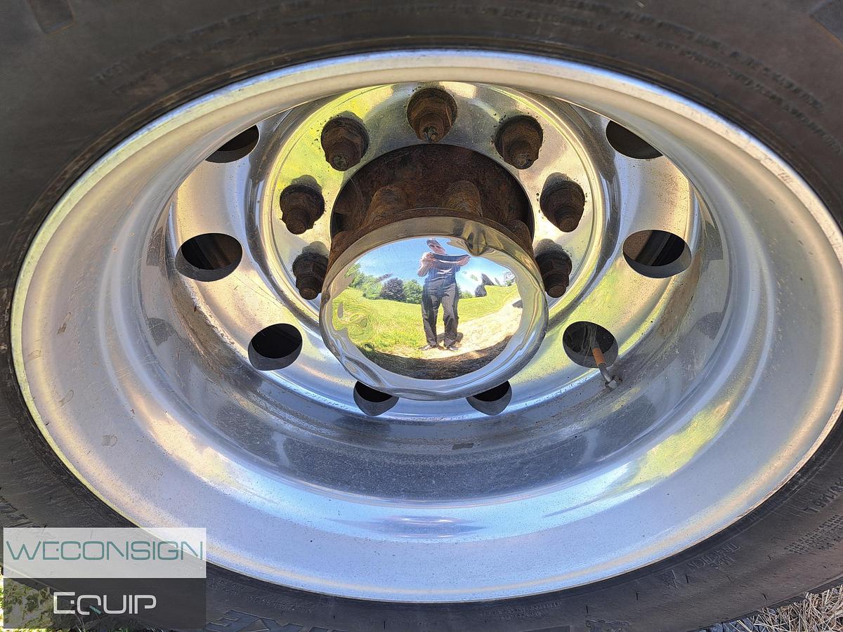 Used 2020 Freightliner Coronado Sleeper Truck Tractor