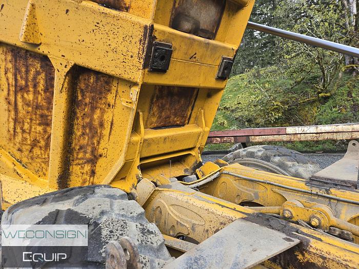 Used 2002 John Deere 250C