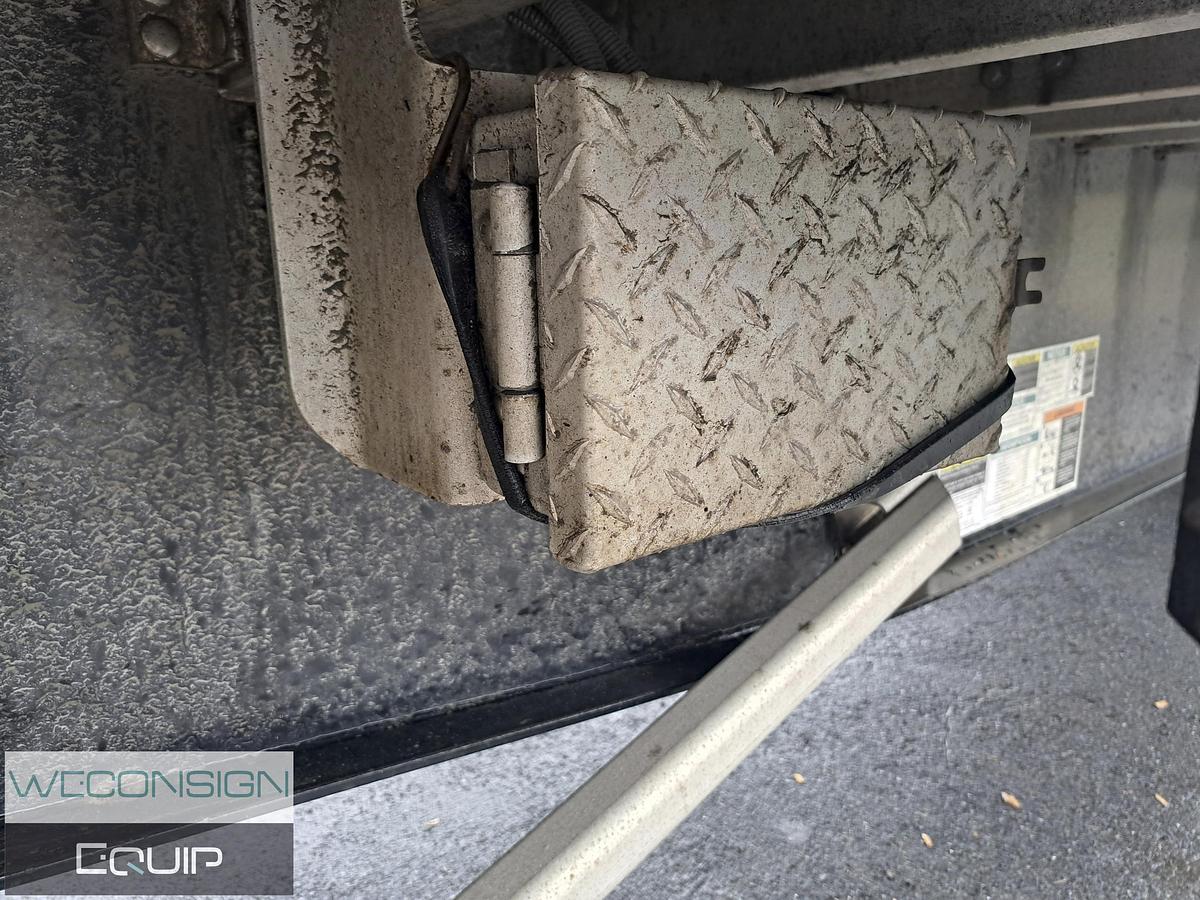 Used 2017 Wilson CF-1090 Combo Flatbed