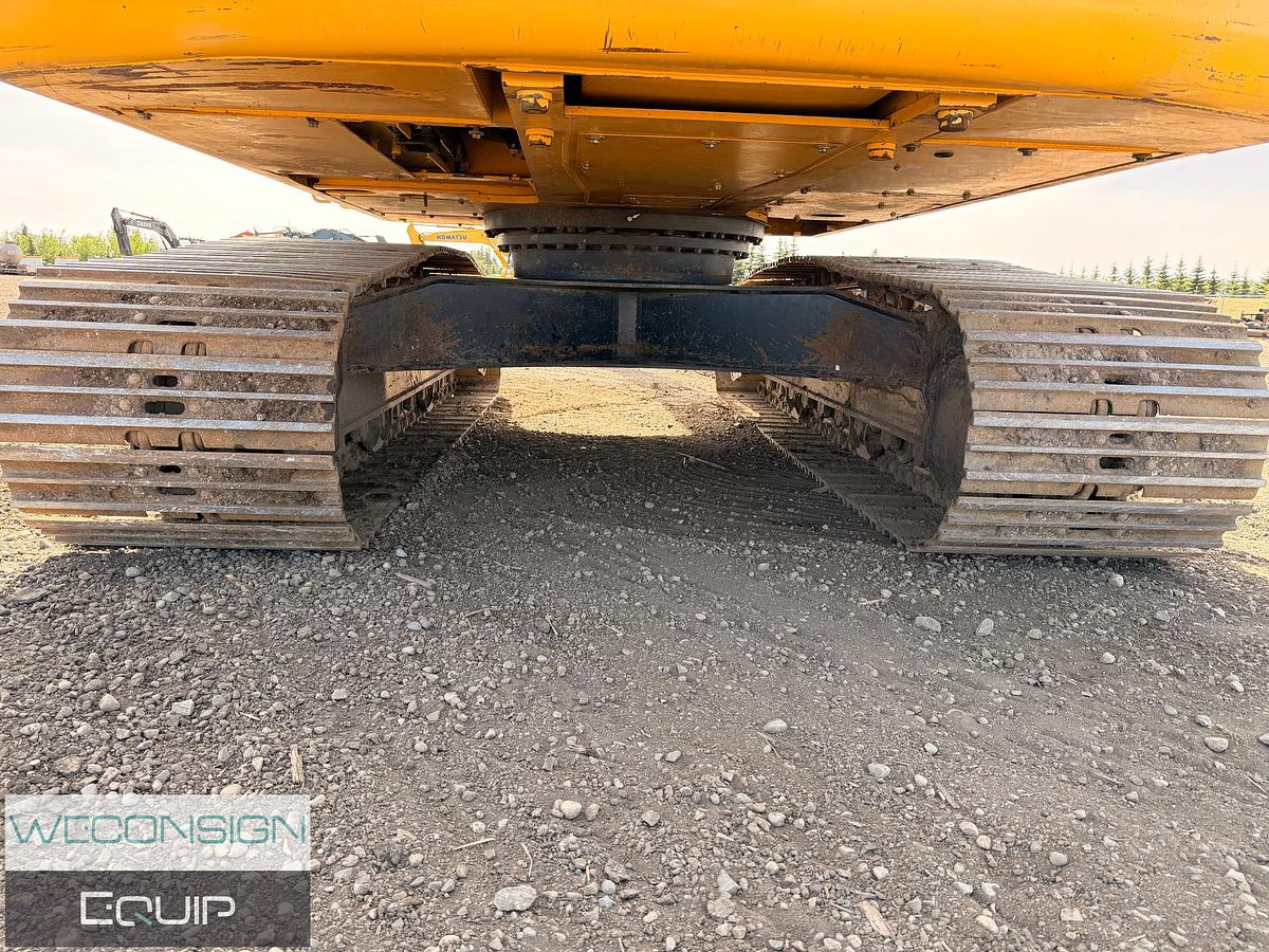 Used 2021 Komatsu PC210LC Excavator