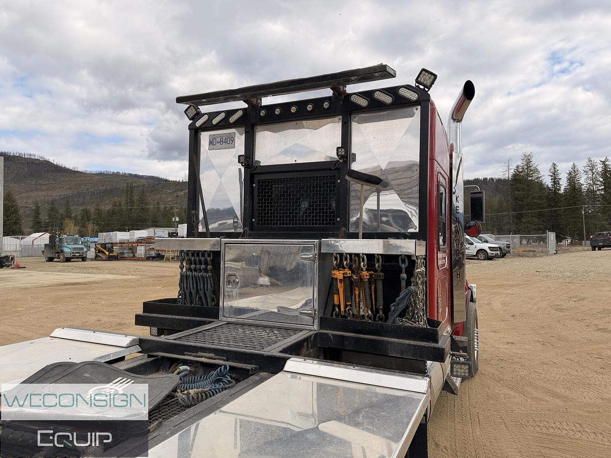 Used 2009 Kenworth T800 Winch Truck
