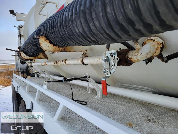 Used 2013 Western Star 4900 SB DOT Vacuum