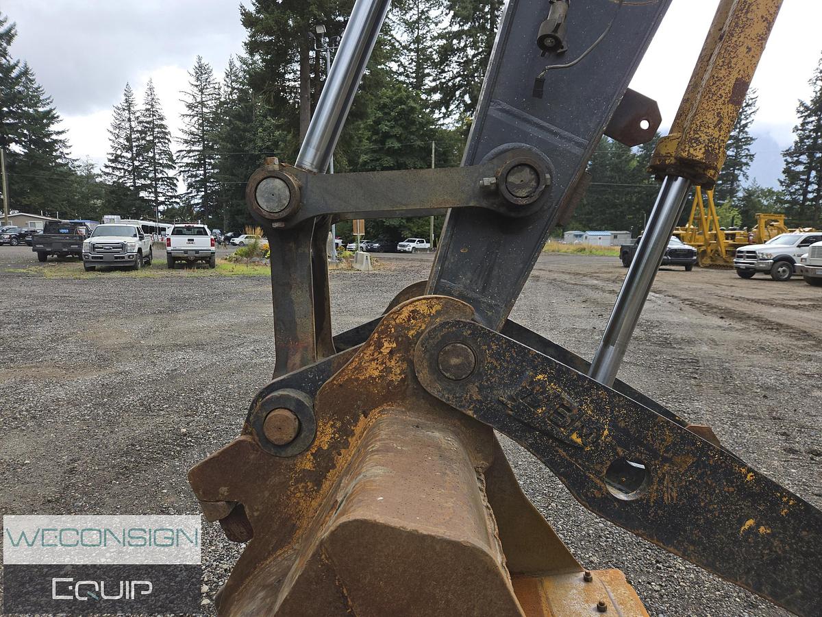 Used 2007 John Deere 240D Excavator