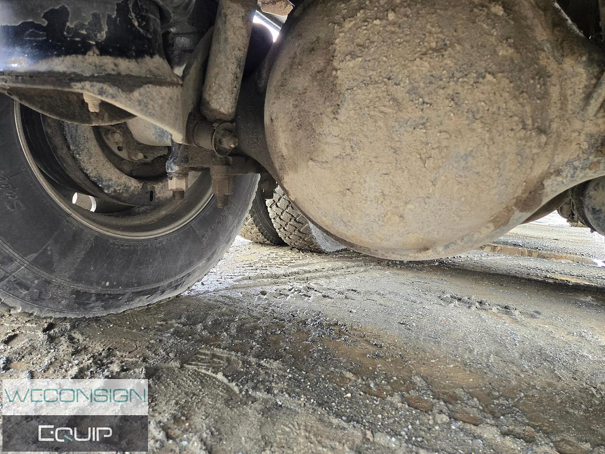 Used 2020 Peterbilt 567 Tri Drive Hydro Excavator