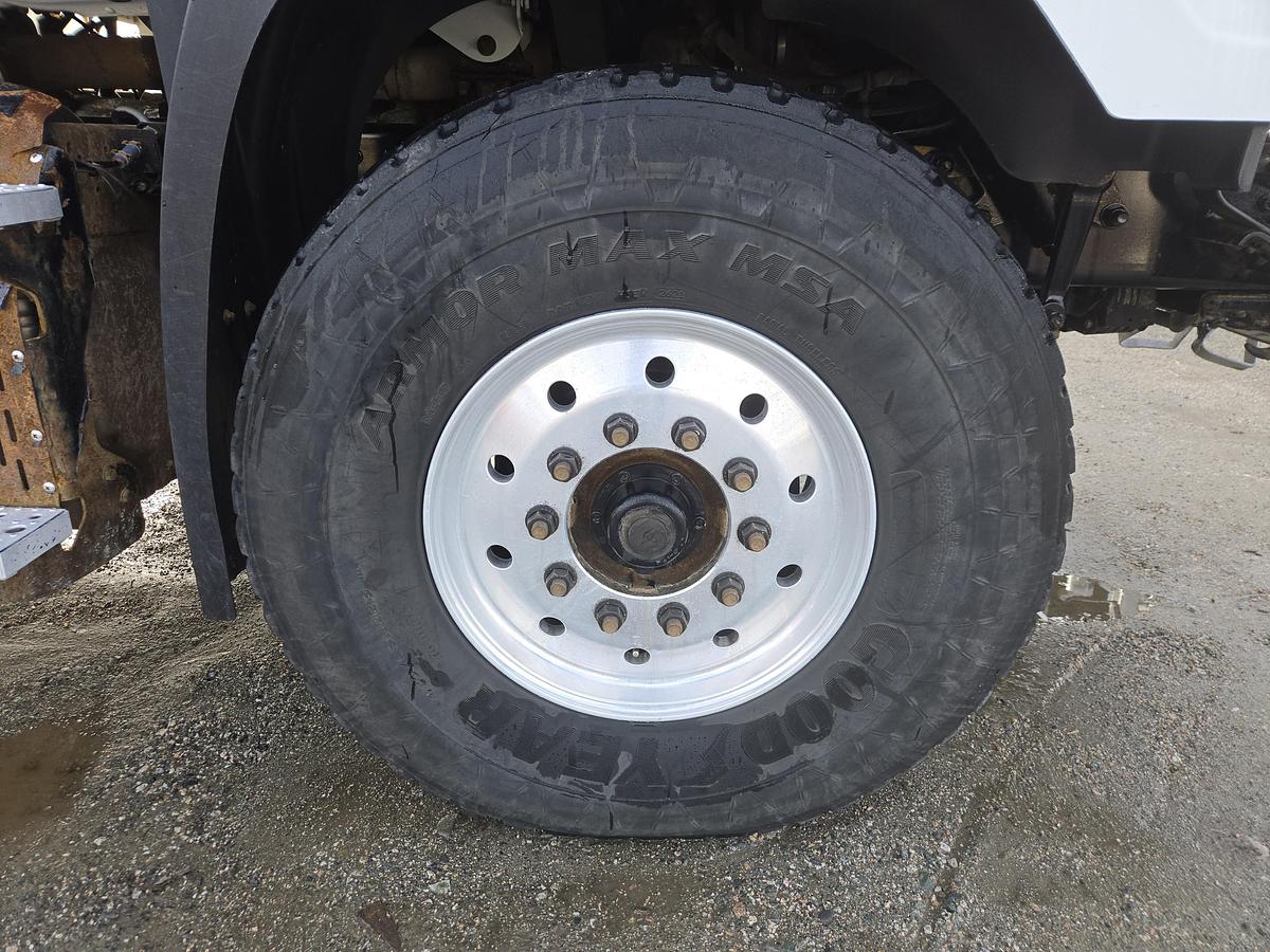 Used 2013 Freightliner 114SD TA Digger Truck