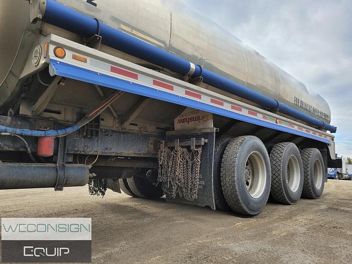 Used 2007 Freightliner Columbia Water/Tank