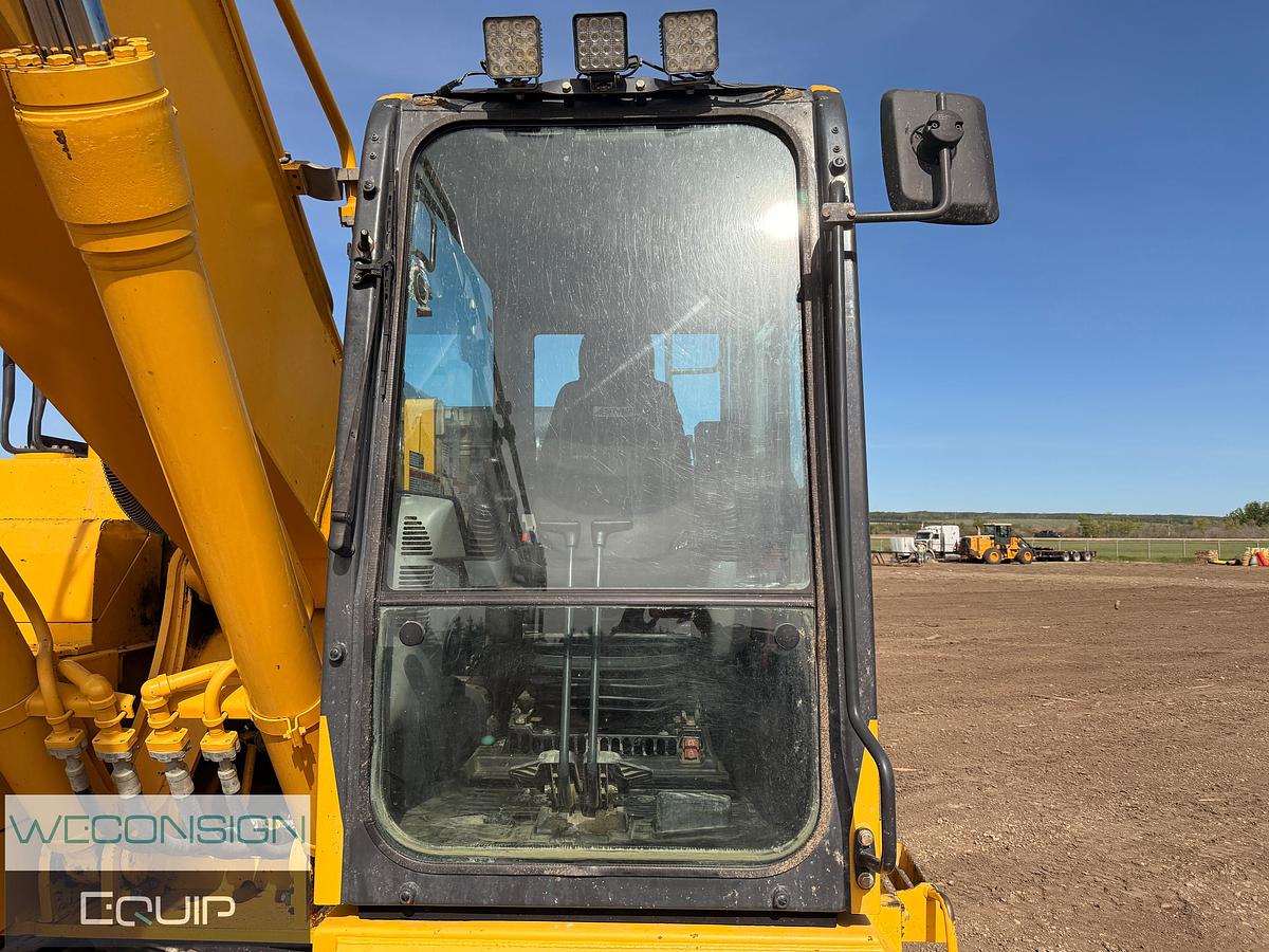 Used 2021 Komatsu PC210LC Excavator