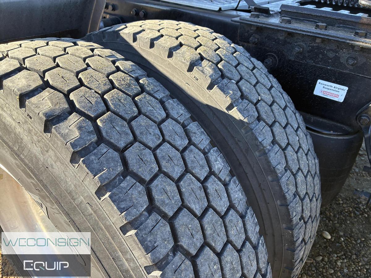 Used 2020 Kenworth T680 Sleeper Truck Tractor