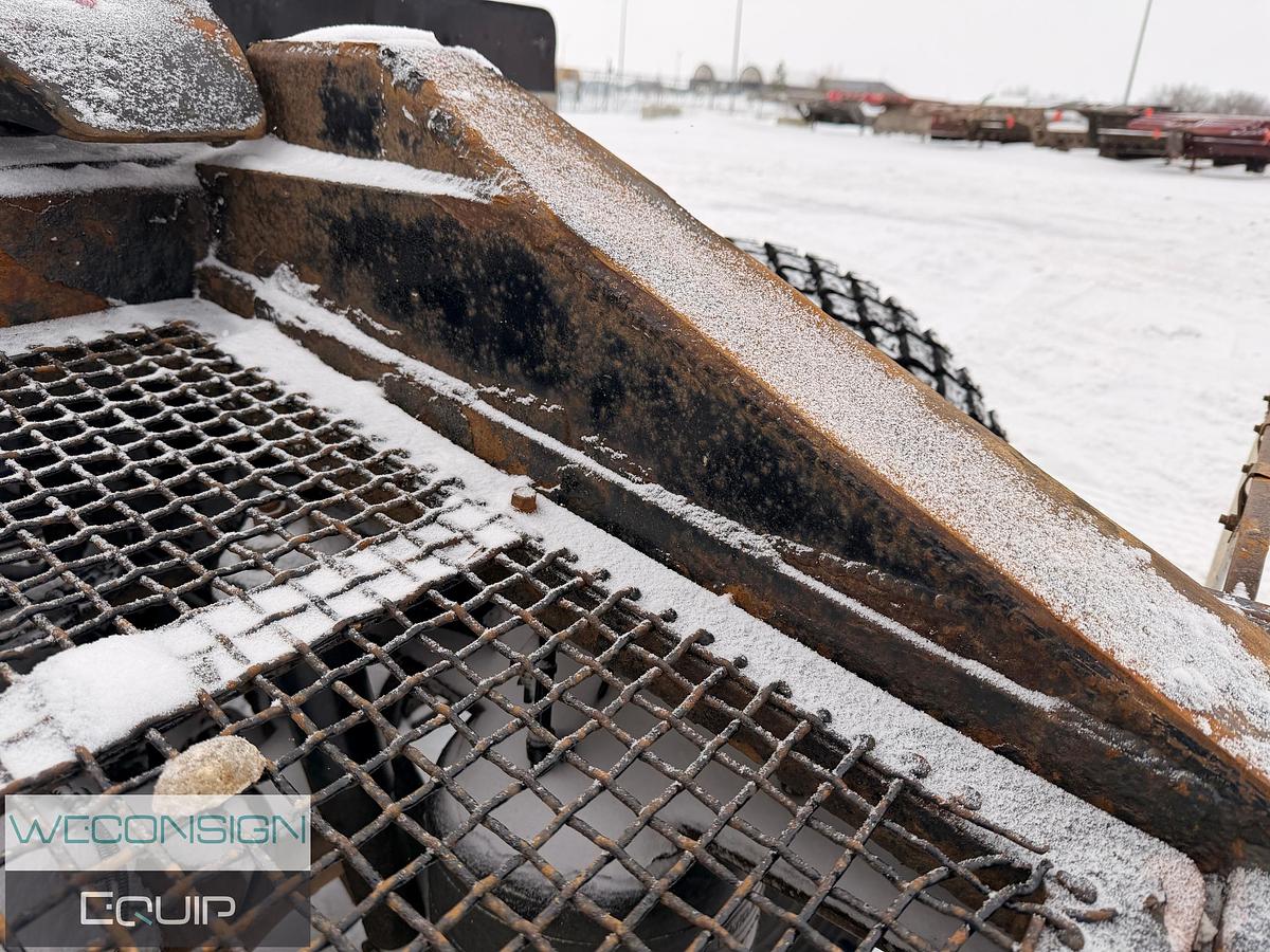 Used 2016 Peterbilt 367 Tri Drive Winch Truck