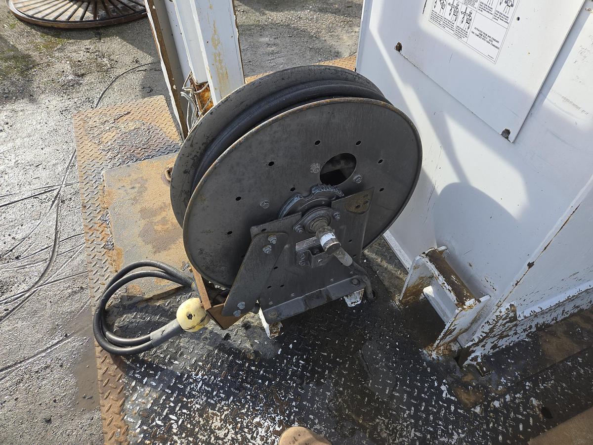 Used 2013 Freightliner 114SD TA Digger Truck