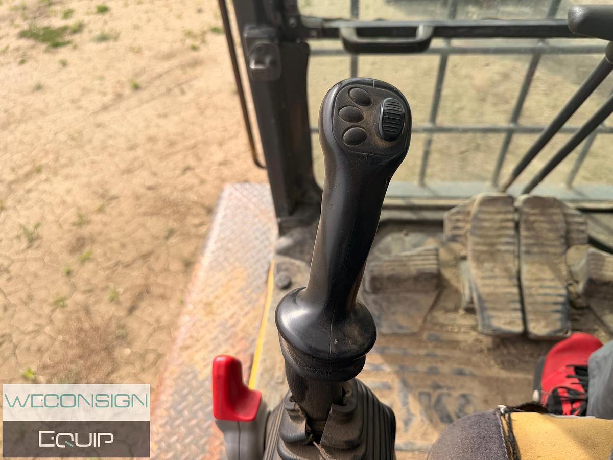 Used Komatsu PC170LC-10 Excavator