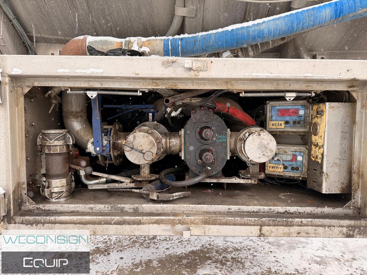 Used 2013 Brenner 42m3 Aluminum Tanker Trailer