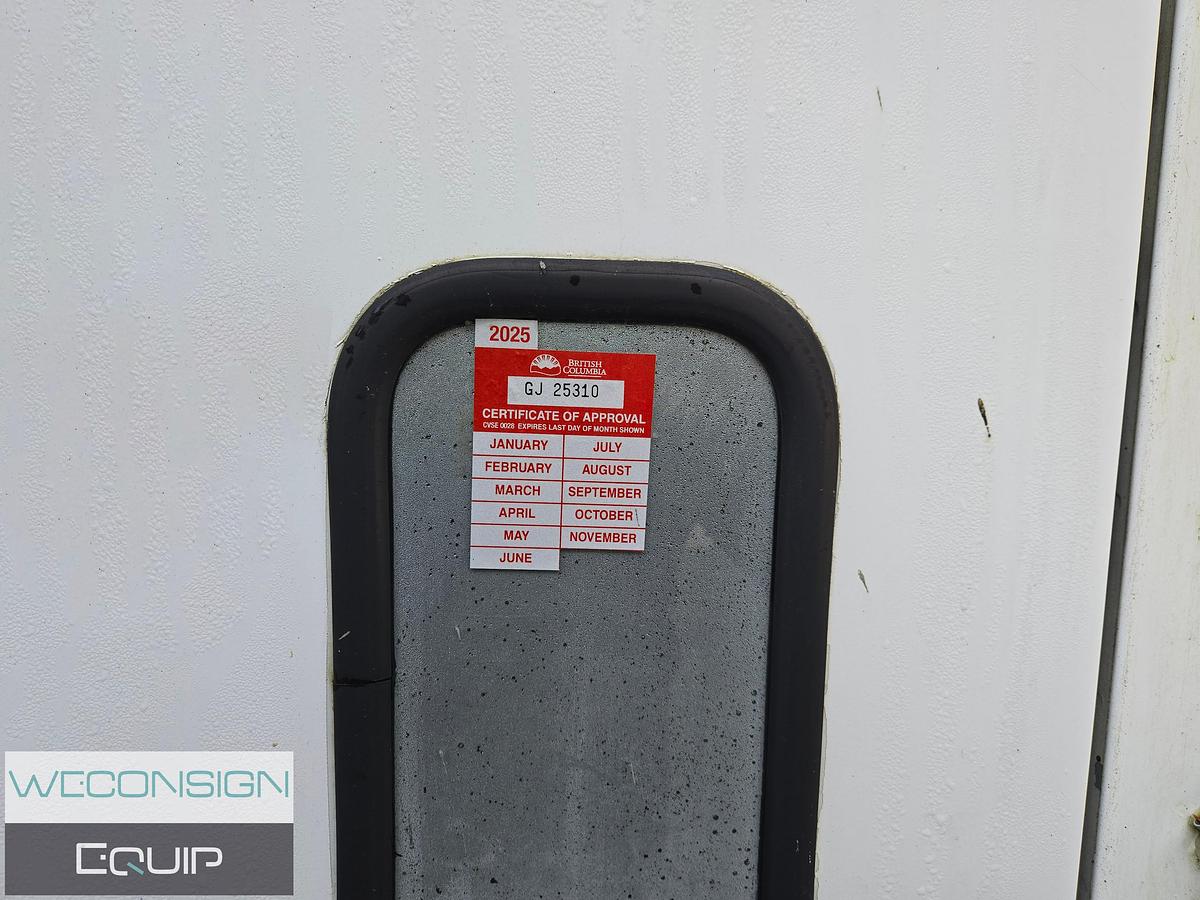 Used 1996 Mack CH613 TA Water Truck