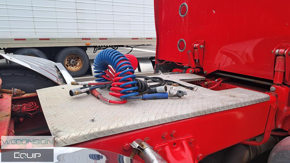 Used 2023 Peterbilt  389 Salvage