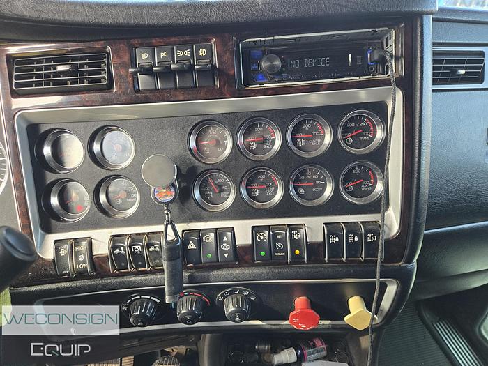 Used 2012 Kenworth Tan Tri