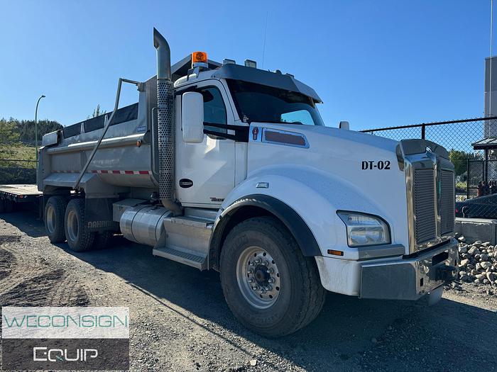 Used 2017 Kenworth T880 Dump/Gravel