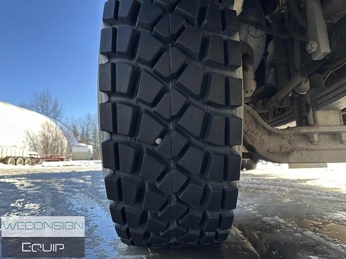 Used 2014 Freightliner Coronado 122SD - #02034