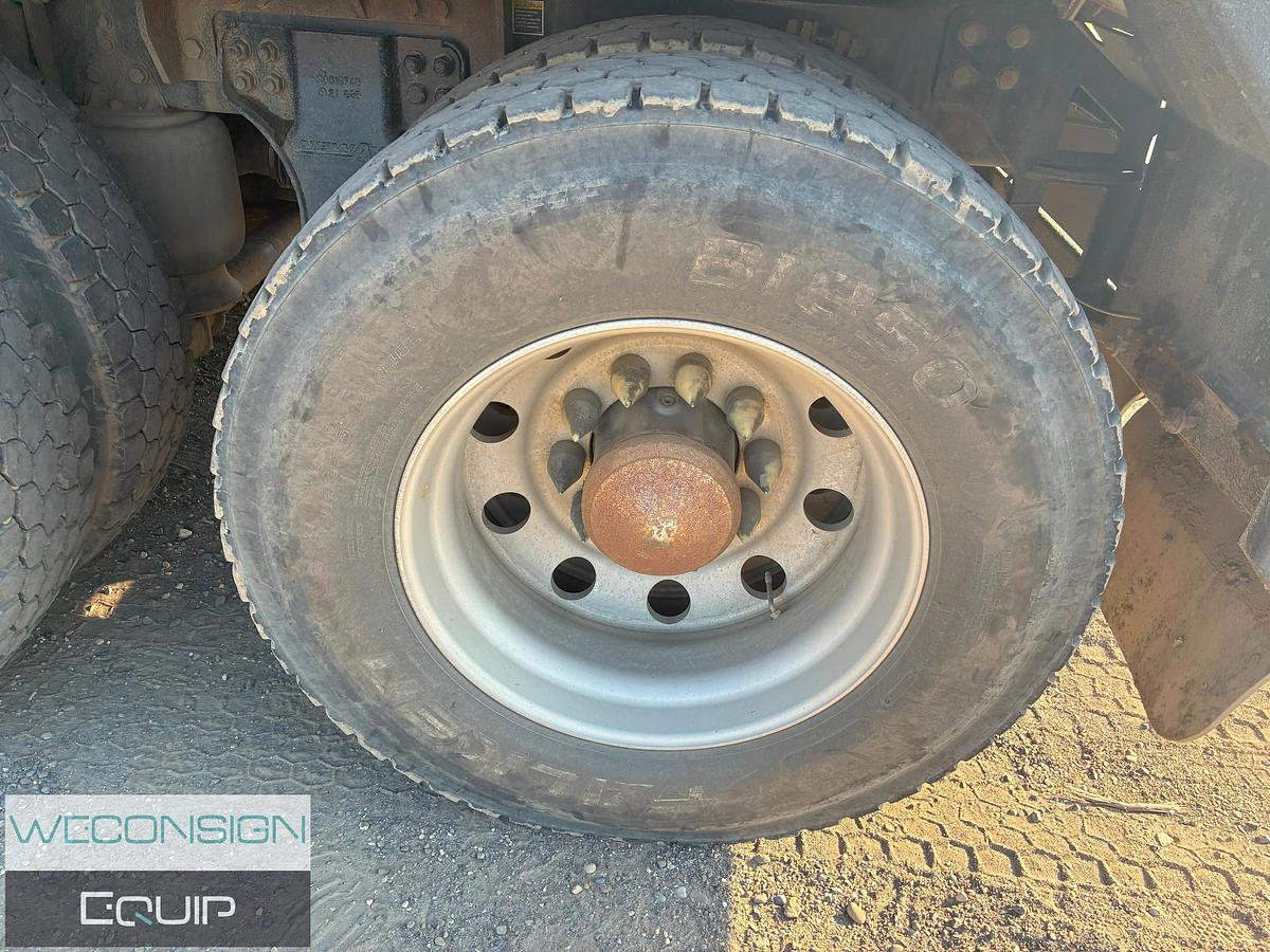 Used 2023 Kenworth T800 Tri-Drive Tornado Hydrovac