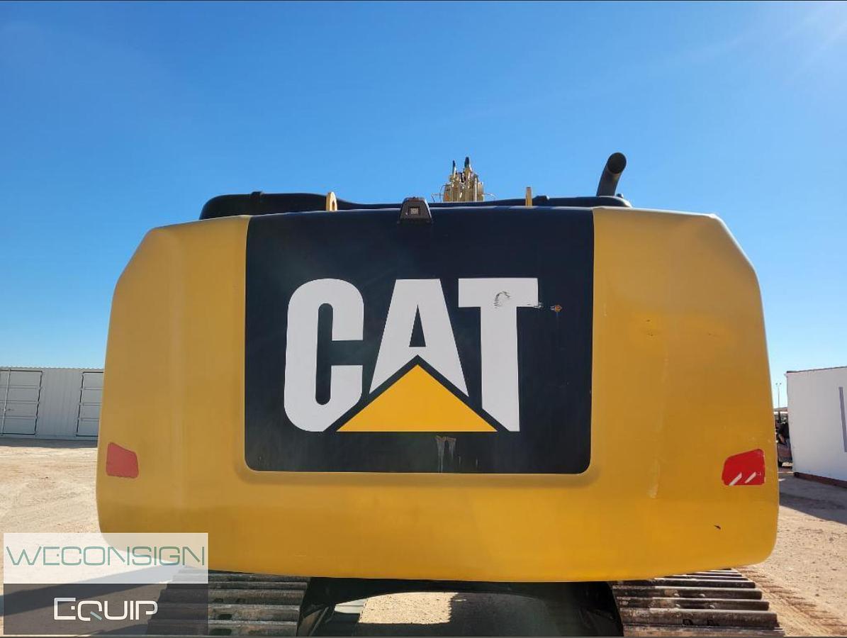 Used 2017 CAT 320E