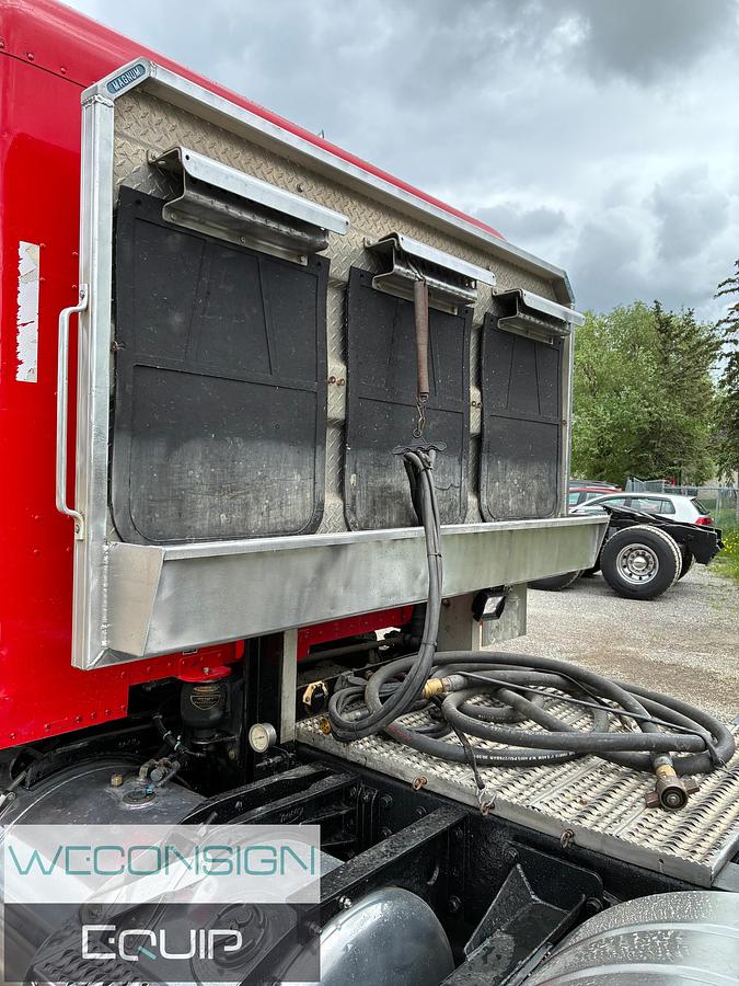 Used 2010 Peterbilt 367 Sleeper Truck Tractor