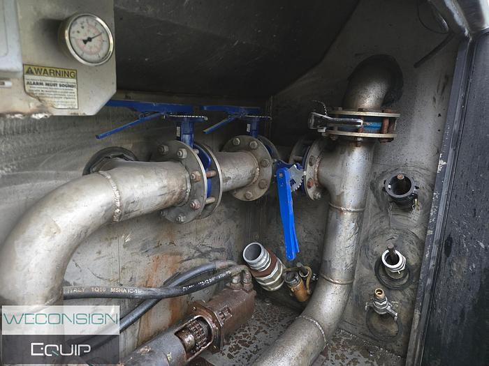 Used 2011 Western Star 4900SA Tri Drive Water Truck