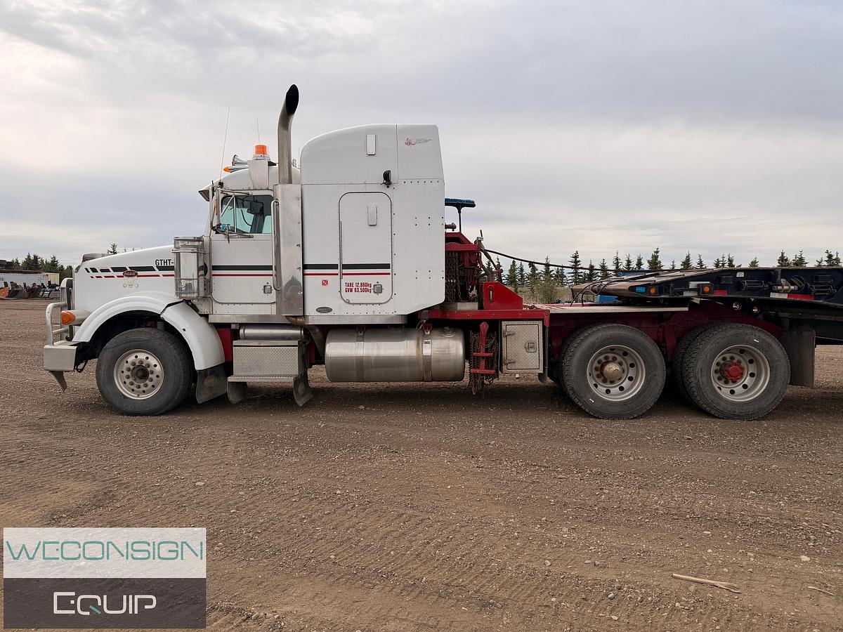 Used 2004 Peterbilt 378 Tandem Winch Truck