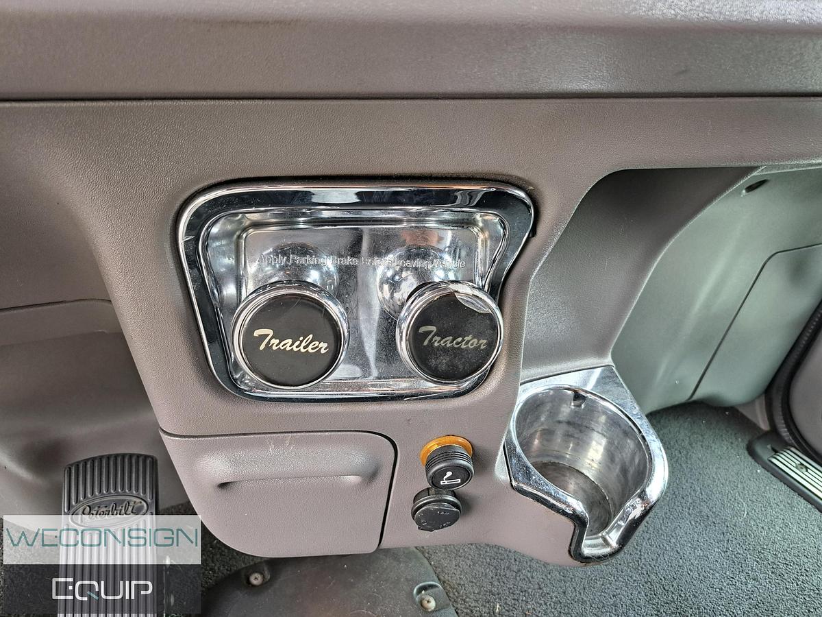 Used 2020 Peterbilt 389