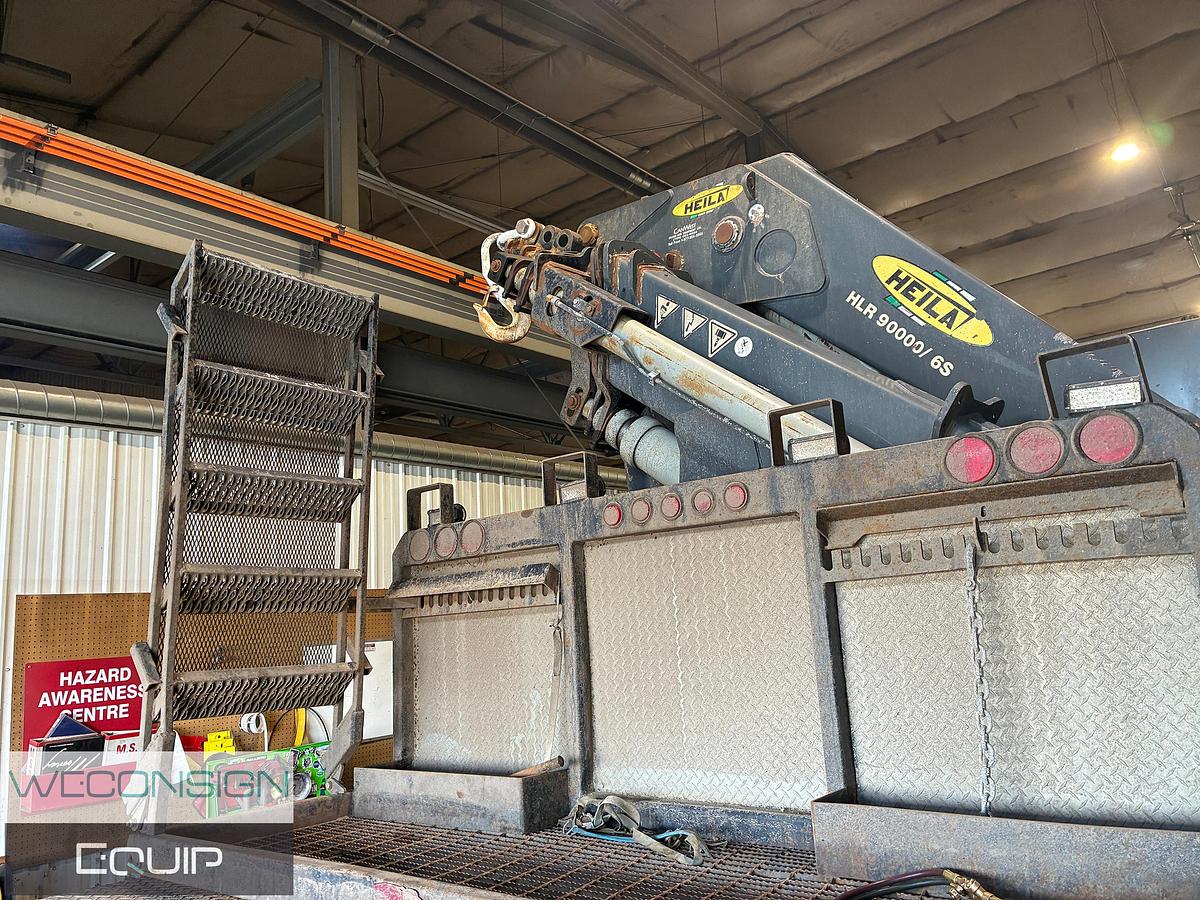 Used 2007 Freightliner FLD120SD 35 Ton Knuckle Boom Truck