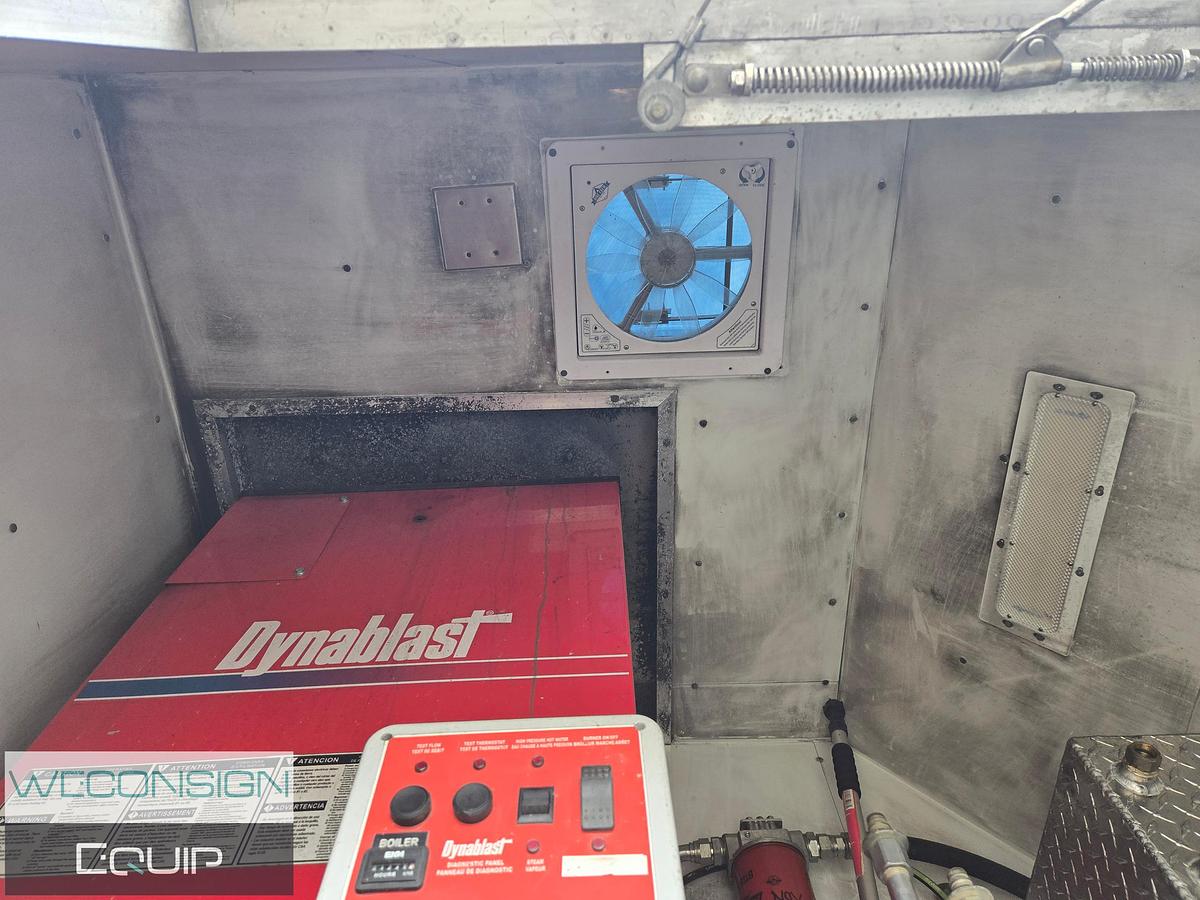 Used 2020 Peterbilt 567 Tri Drive Hydro Excavator