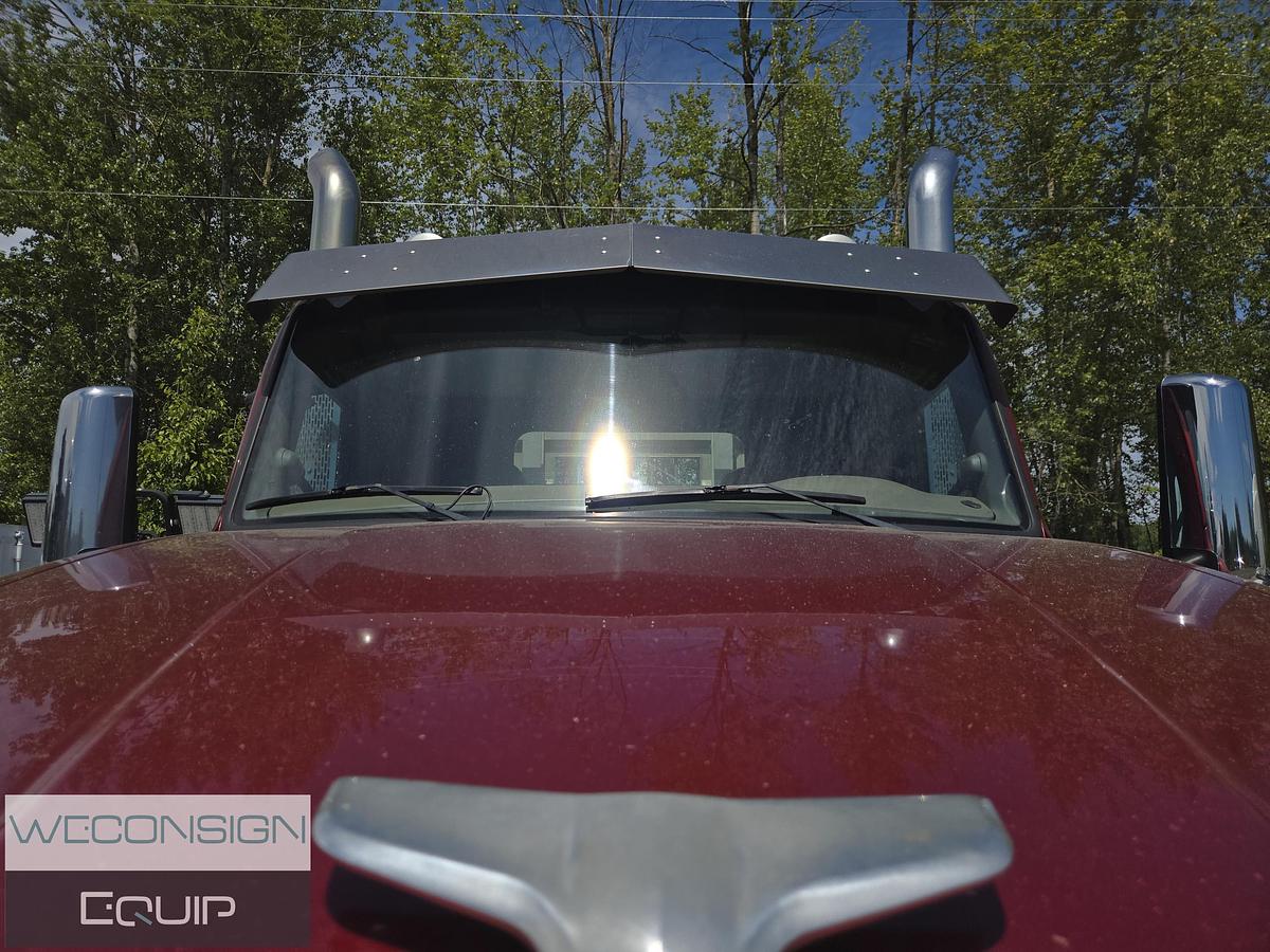 Used 2016 Peterbilt 567