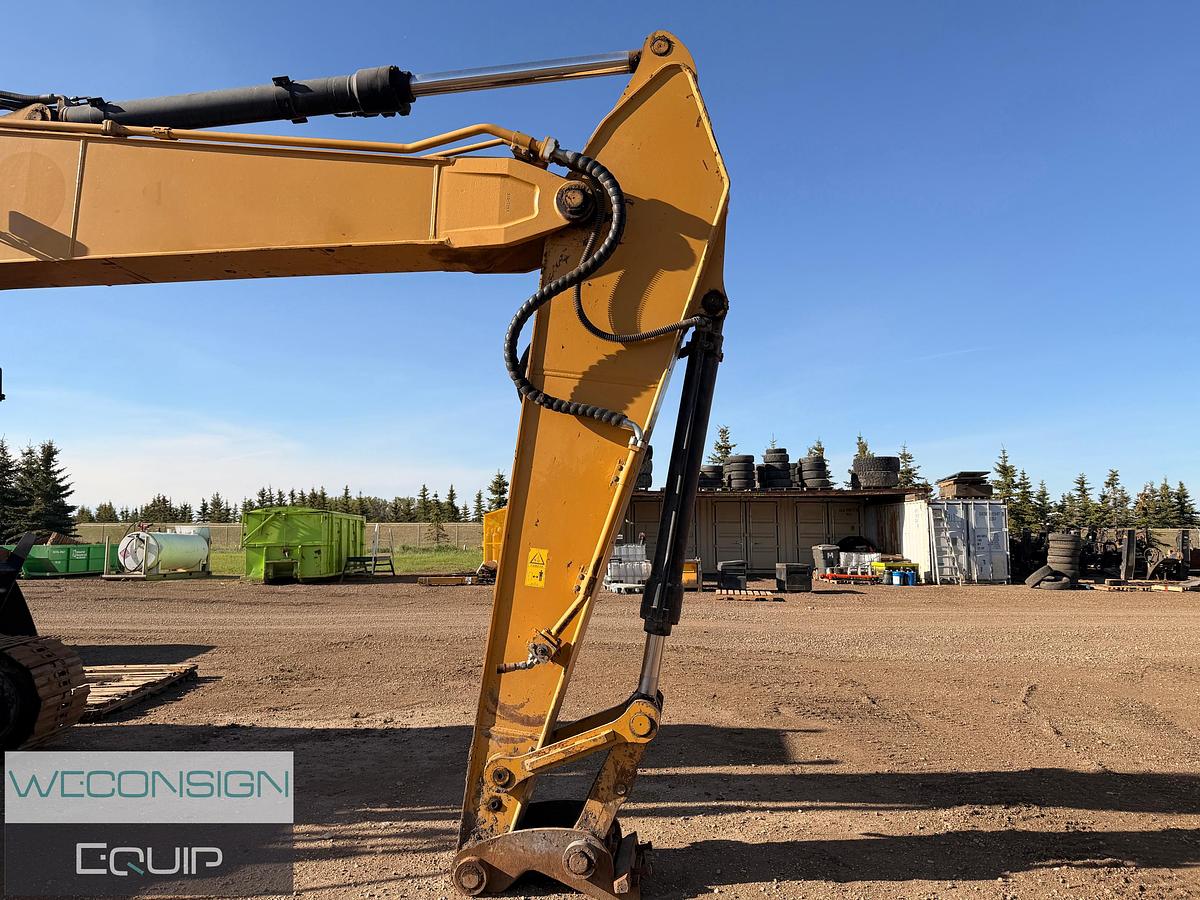 Used 2014 CAT 320E Excavator