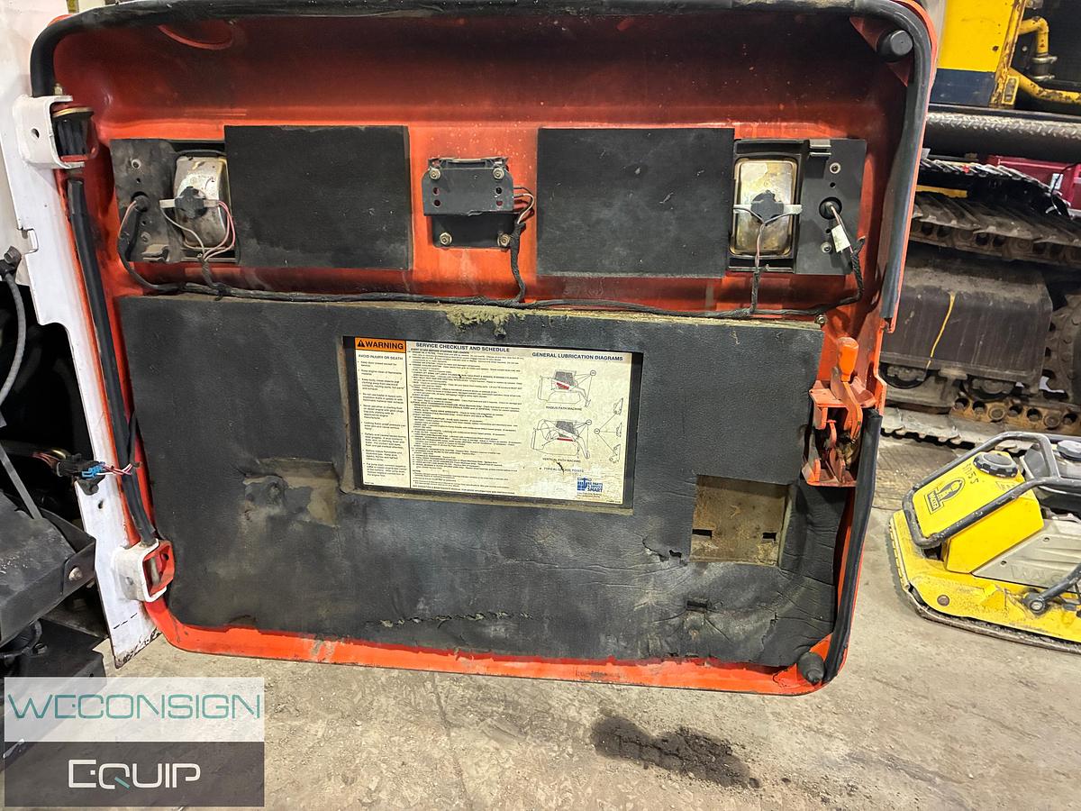 Used 2006 Bobcat S250 Skid Steer