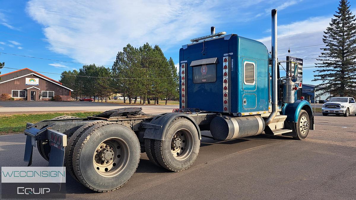 Used 2001 Kenworth W900B