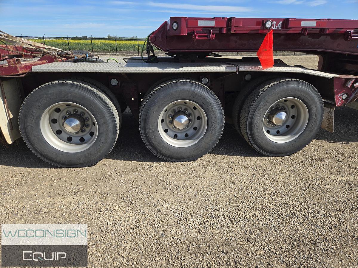 Used 2011 Kenworth T800 Tri Drive Texas Bed Truck