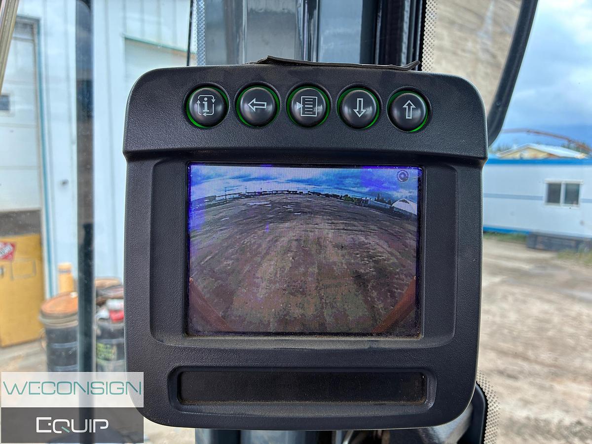 Used 2017 John Deere 724K Loader