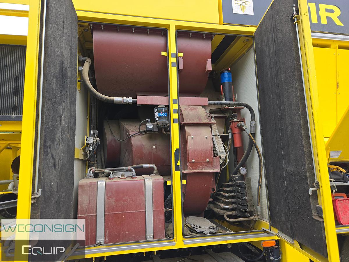 Used 2017 Kenworth T800 Tandem Axle Air Vac