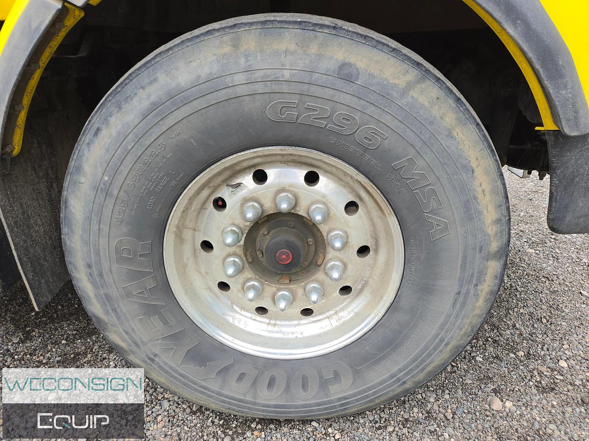 Used 2017 Kenworth T800 Tandem Axle Air Vac