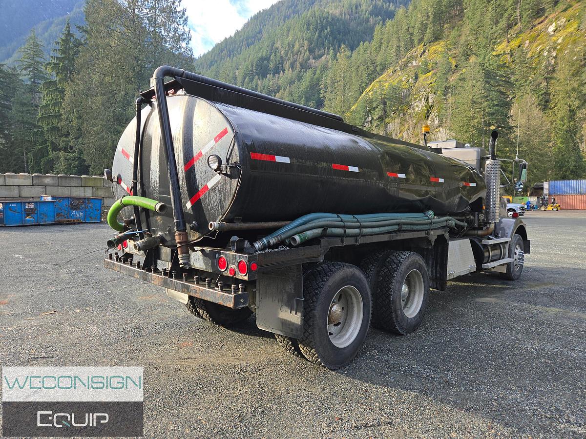 Used 1988 Kenworth T800 TA Water Truck