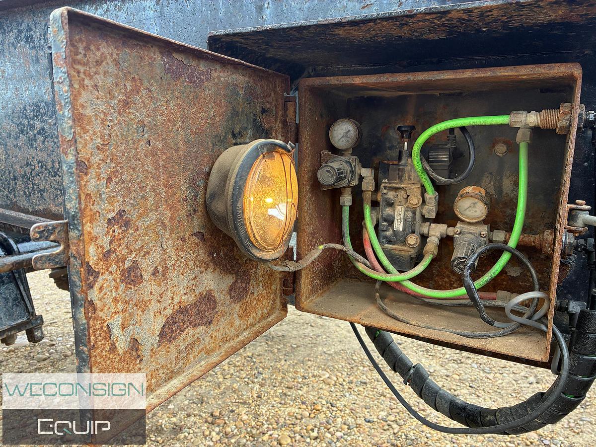 Used 2013 Castleton/Superior Logging Trailer