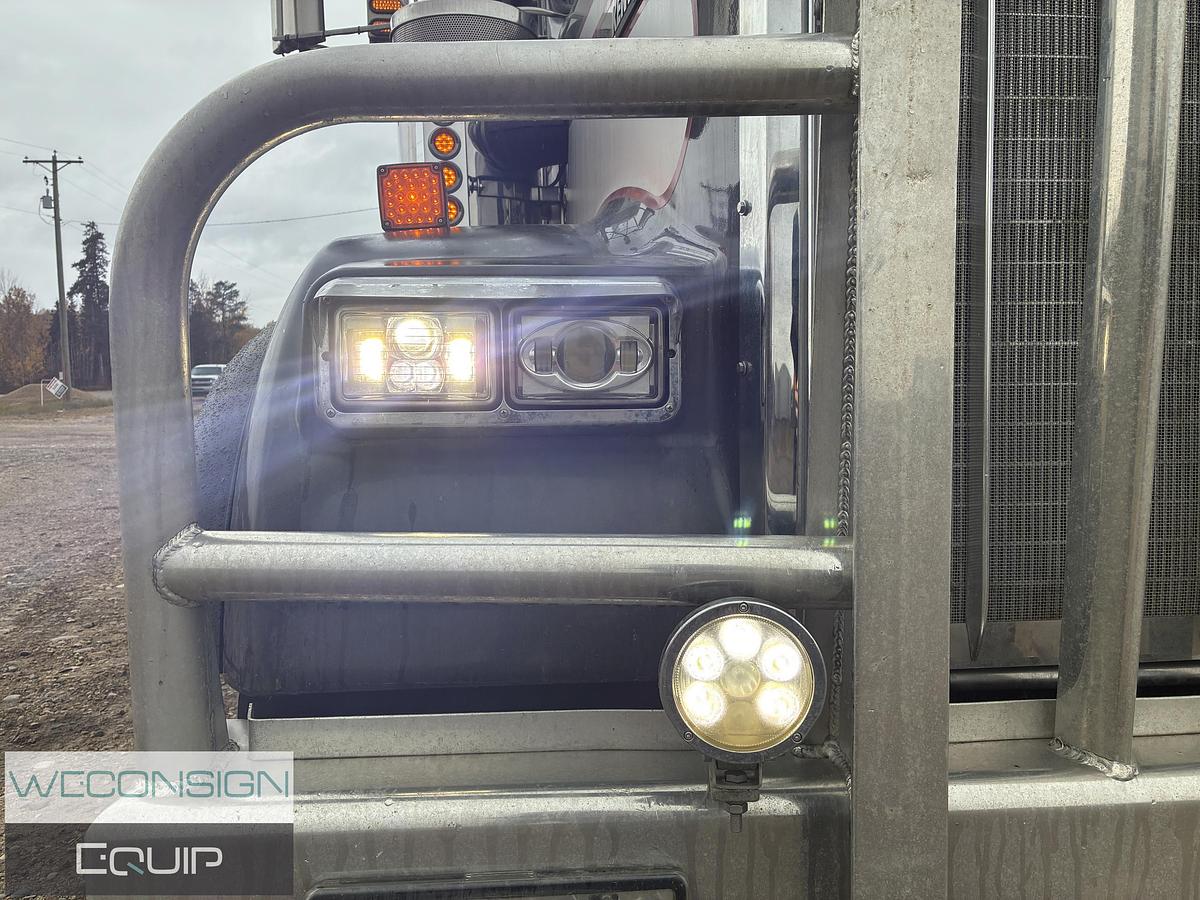 Used 2020 Kenworth W900B Logging Truck