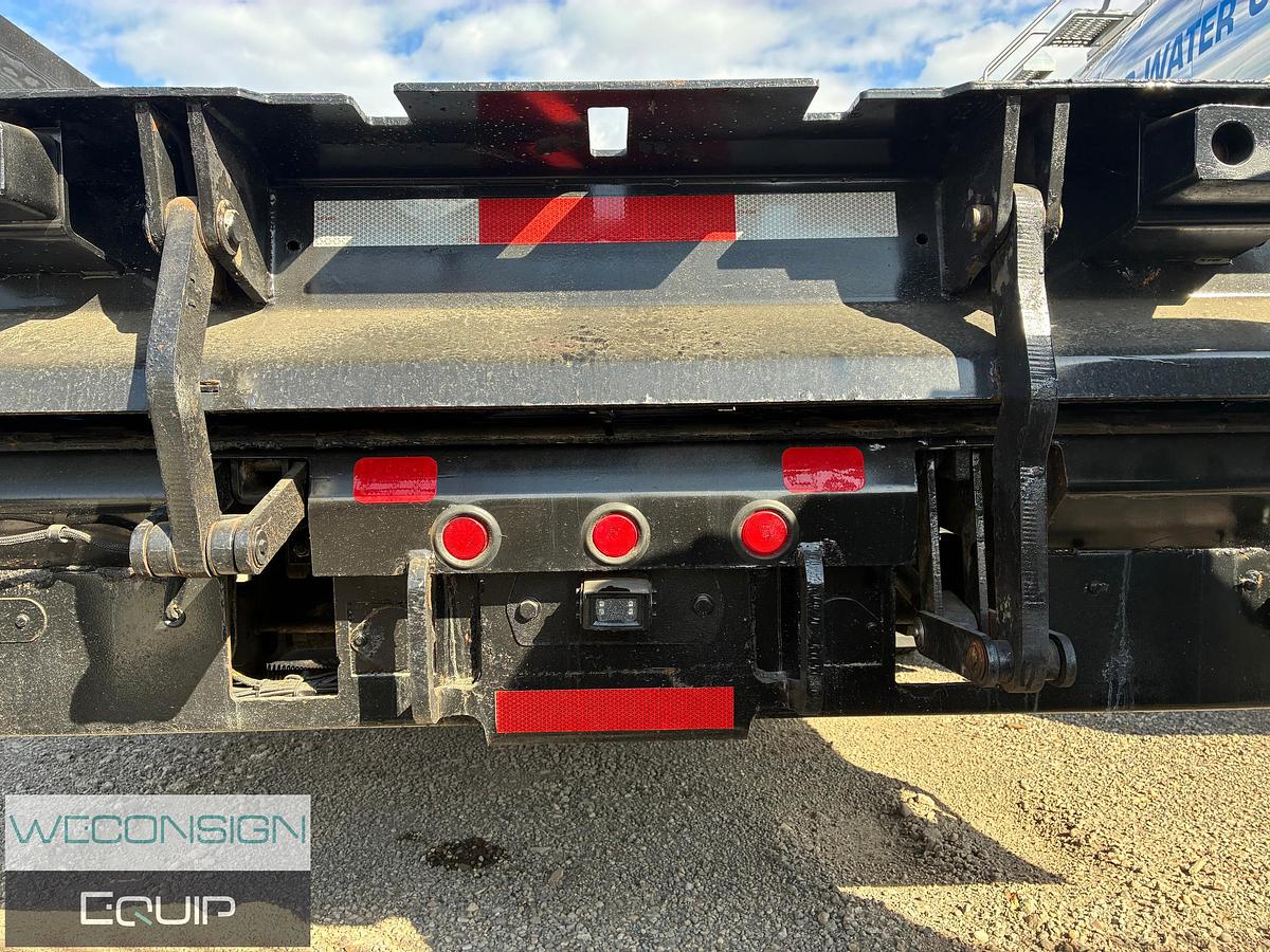 Used 2019 Freightliner M2106