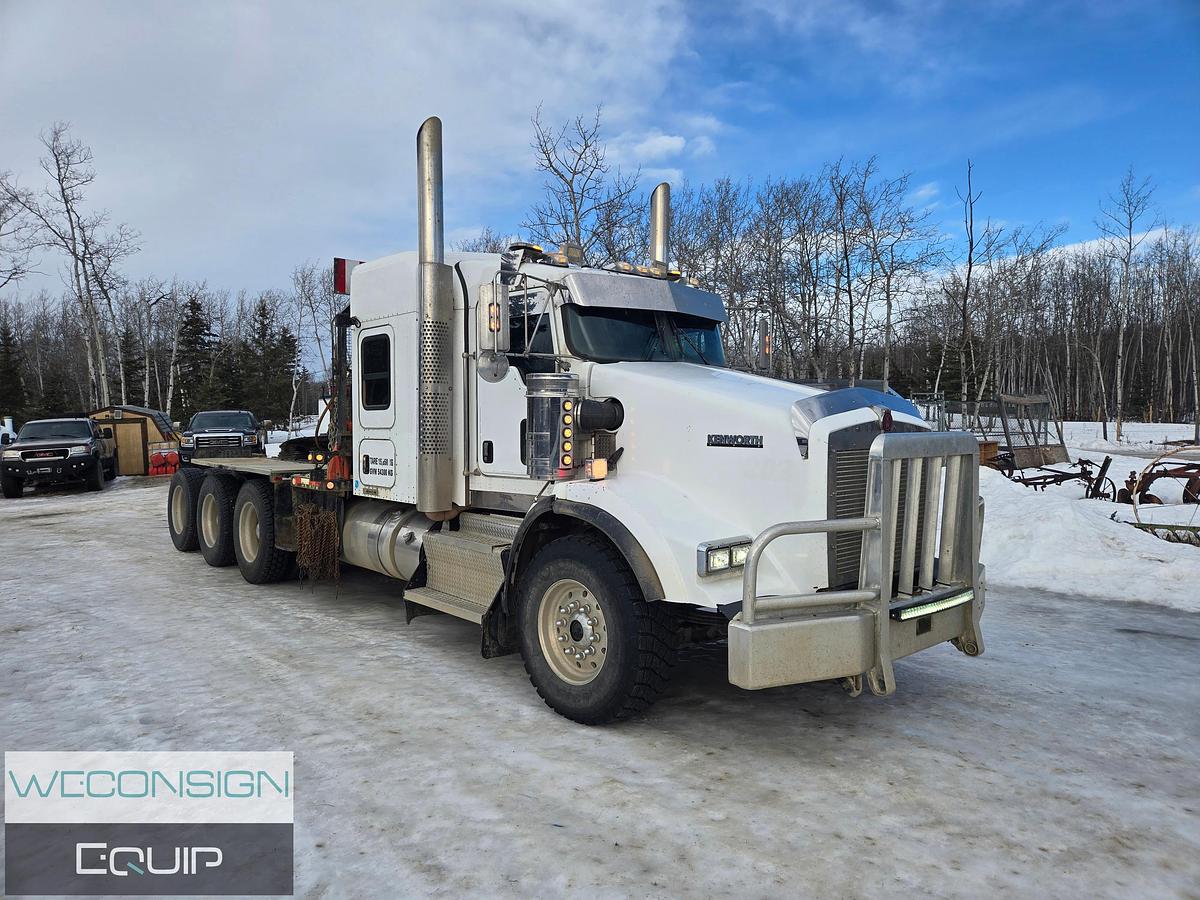 Used 2013 Kenworth T800 Winch Truck