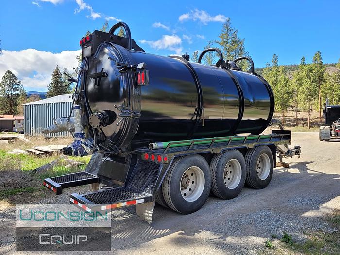 Used 2004 Park / Provac Vacuum Trailer