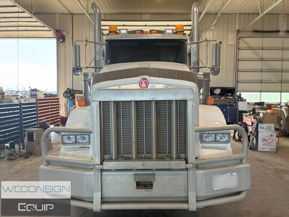 Used 2018 Kenworth T800