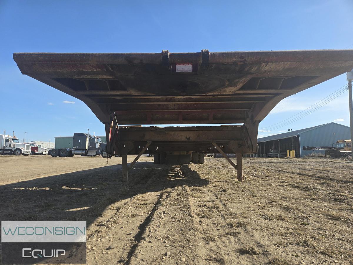 Used 2006 Doepker 40 Ton Scissorneck Trailer