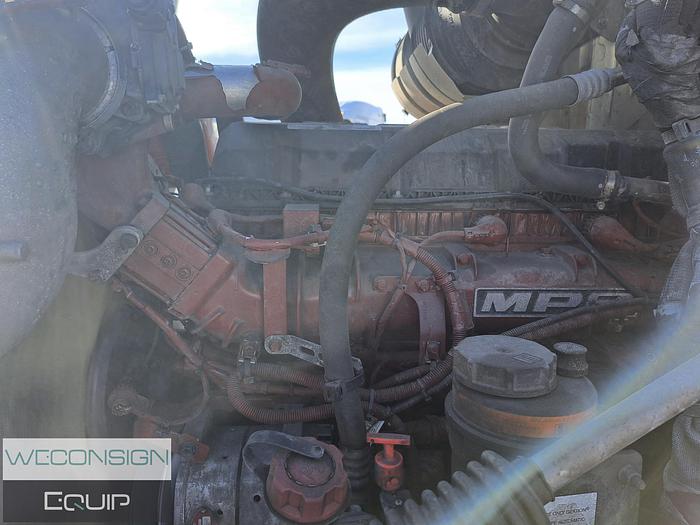 Used 2024 Mack  Anthem Hwy Tractor